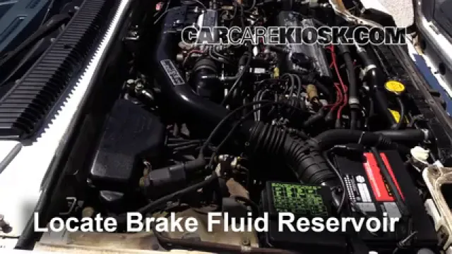 1985 Honda Prelude 2.0 Si 2.0L 4 Cyl. Liquide de frein Ajouter du liquide
